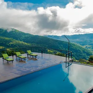 Hotel Shady Hills -hunnasgiriya ****