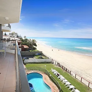 Aparthotel Spindrift On The - Absolute Beachfront ***