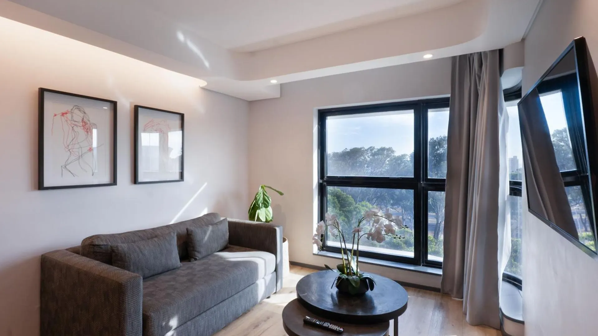 Anew Hotel Green Point Le Cap 4*,